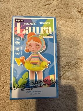 ToyCity Laura Pool Fight Blind Box